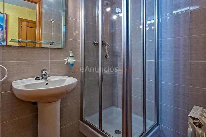 Adosado en venta en  La Collada - Sis Camins, Vilanova i la Geltrú