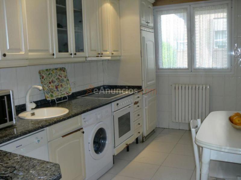 Apartamento en venta en Calle Cristóbal de Morales, Centro, Burgos