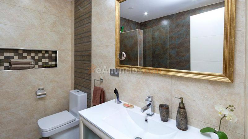 Apartamento en venta en  Zona Puerto Deportivo, Fuengirola