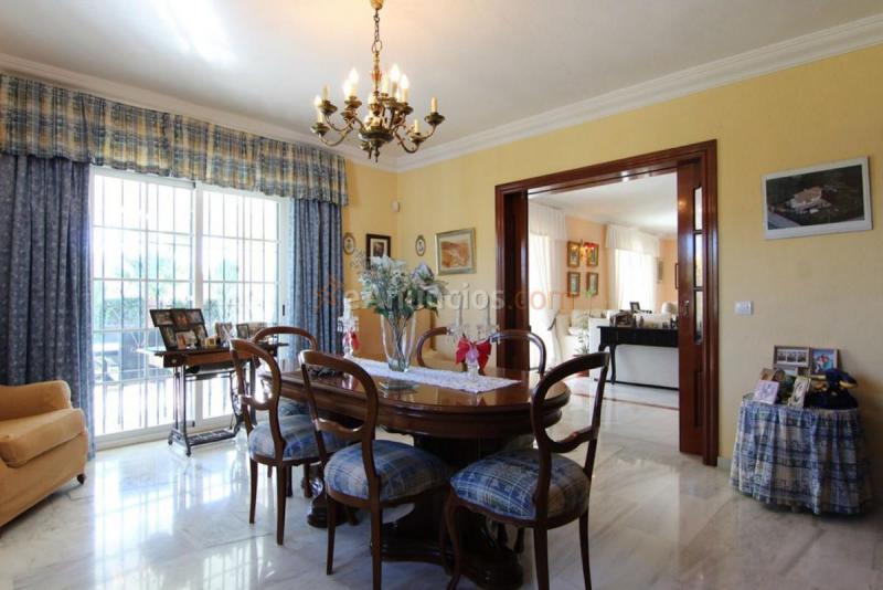 Adosado en venta en  San Pedro de Alcántara, Marbella