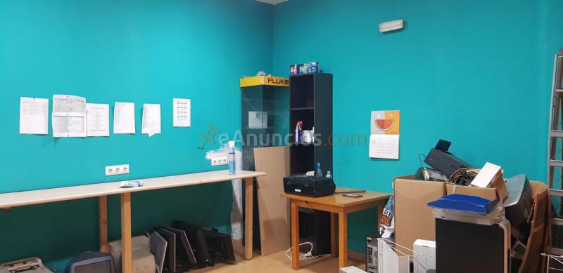 Local Comercial en alquiler en Calle COLON, Meliana