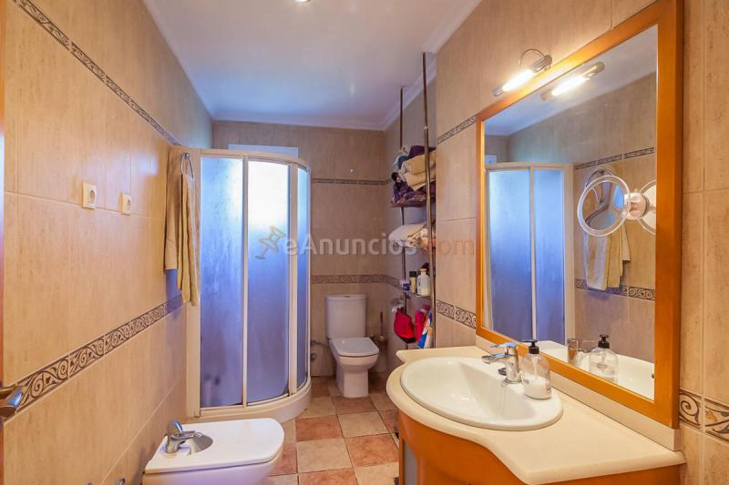 Adosado en venta en  Monserrat