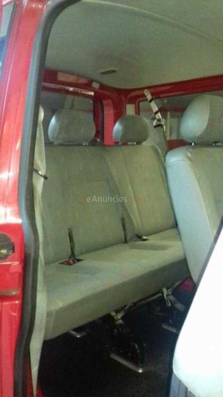 Volkswagen Transporter 1.9 tdi 9 plazas 