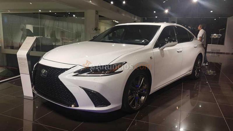 Lexus ES 300h BUSINESS HYBRIDO NUEVO A ESTRENAR