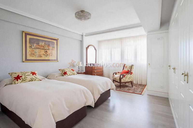 Duplex en venta en  Barajas, Madrid