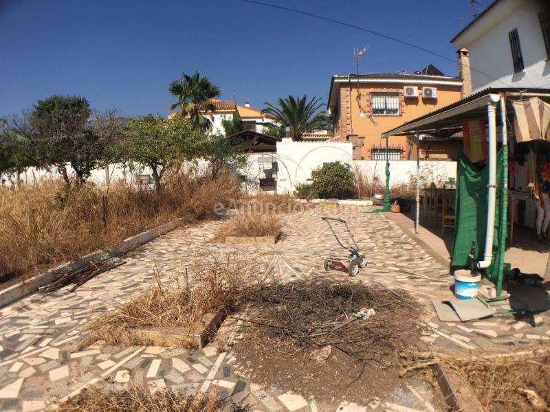 Adosado en venta en  Puerto de la Torre, Málaga