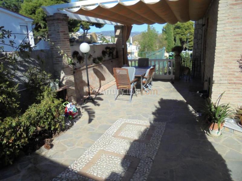 Adosado en venta en Calle Célebes Barat, Puerto de la Torre, Málaga