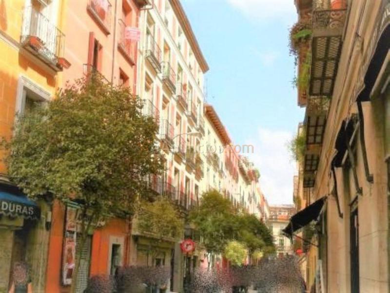 Local Comercial en alquiler en  Espiritu Santo, Centro, Madrid