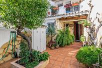 Adosado en venta en  Nueva Andalucía, Marbella