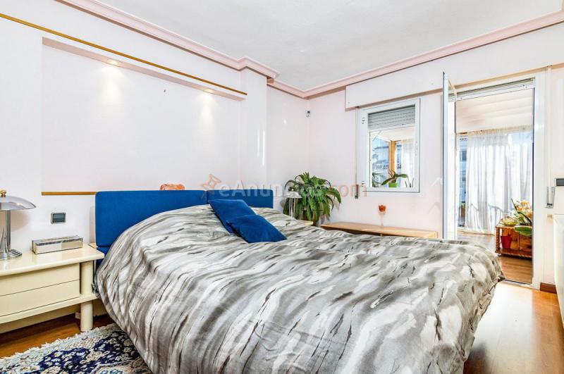 Adosado en venta en  Nueva Andalucía, Marbella