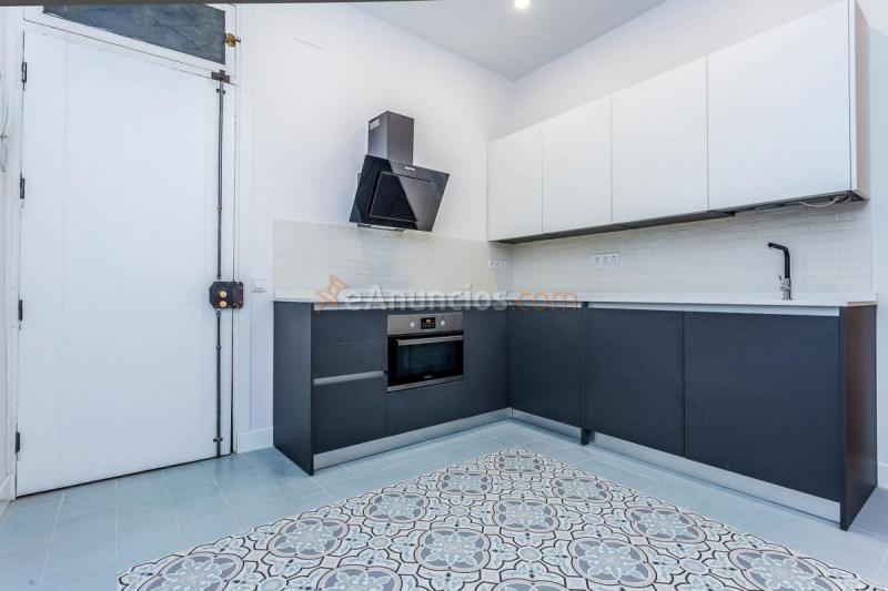 Apartamento en venta en Calle Salitre, Centro, Madrid