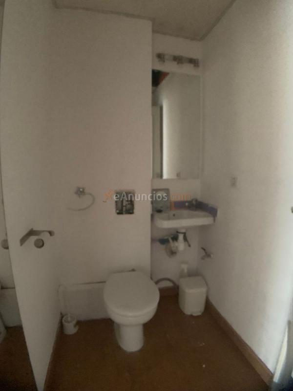 Local Comercial en venta en  Zona Colegio Europa, Espartinas