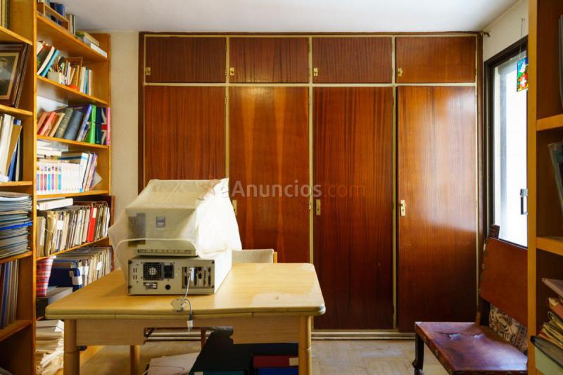 Apartamento en venta en  Los Remedios, Sevilla