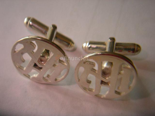 Gemelos personalizados en oro ó plata