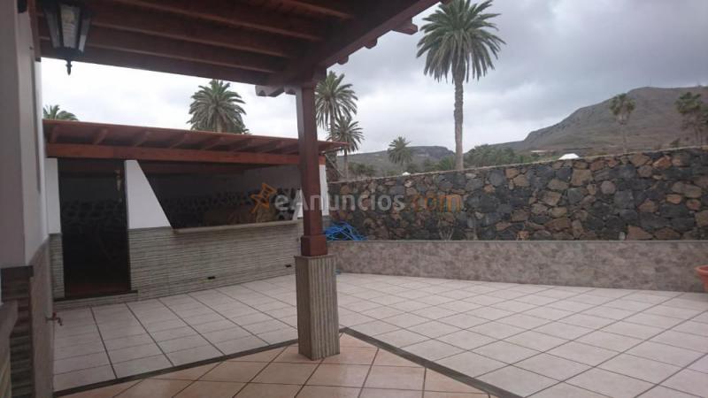 Vendo chalet en haria centro