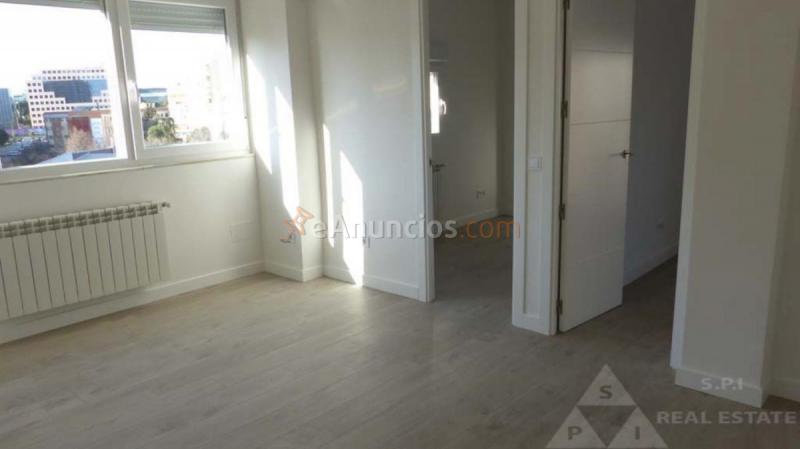 Apartamento en venta en  Ciudad Lineal, Madrid