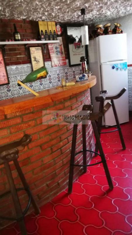 Adosado en venta en  Escalona