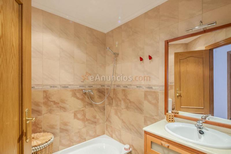 Adosado en venta en  Gátova