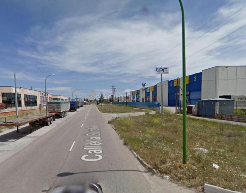 Edificio en venta en Calle la Bureba, Villafría - La Ventilla - Castañares, Burgos