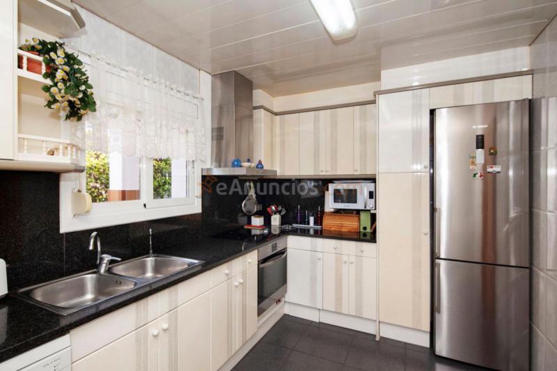 Adosado en venta en  Santa Susanna