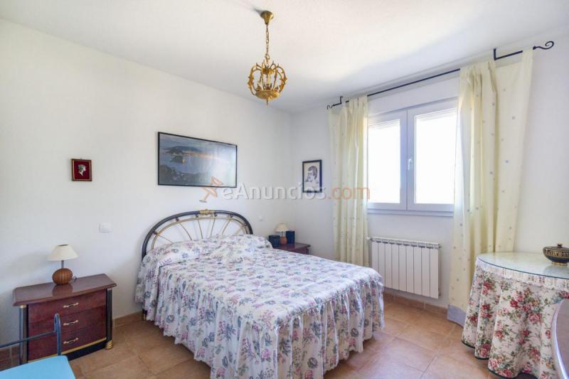 Adosado en venta en Calle Júpiter, Maello