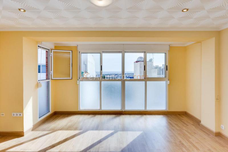 Apartamento en venta en Calle Pedro Lorca, Torrevieja, Centro, Torrevieja