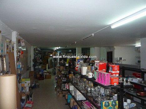 Local Comercial de 400m2  en Piera