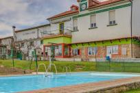 Adosado en venta en  Udias