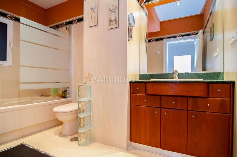 Apartamento en venta en  Centro, Alicante  Alacant