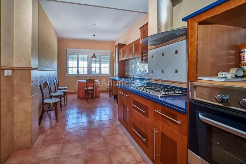 Adosado en venta en  Vélez Rubio