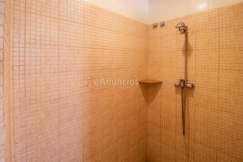 Adosado en venta en  Berga