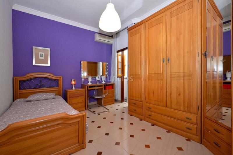 Adosado en venta en  Vecindario centro-San Pedro Mártir, Santa Lucía de Tirajana