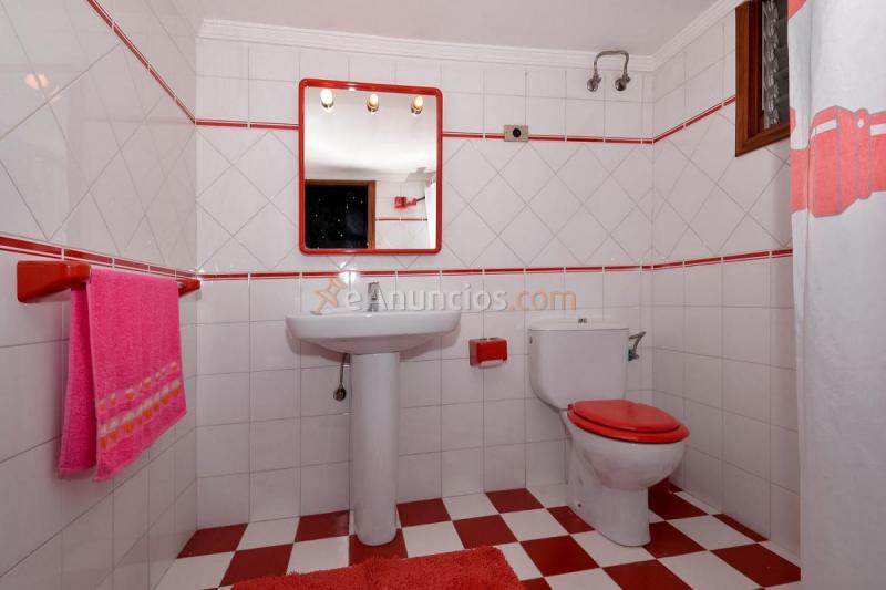 Adosado en venta en  Vecindario centro-San Pedro Mártir, Santa Lucía de Tirajana