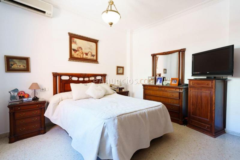 Adosado en venta en  Coria del Río