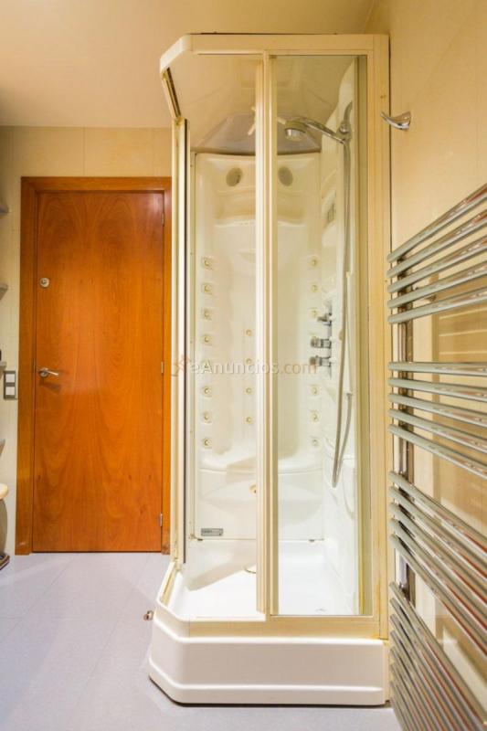 Adosado en venta en  Hostalets de Balenyá