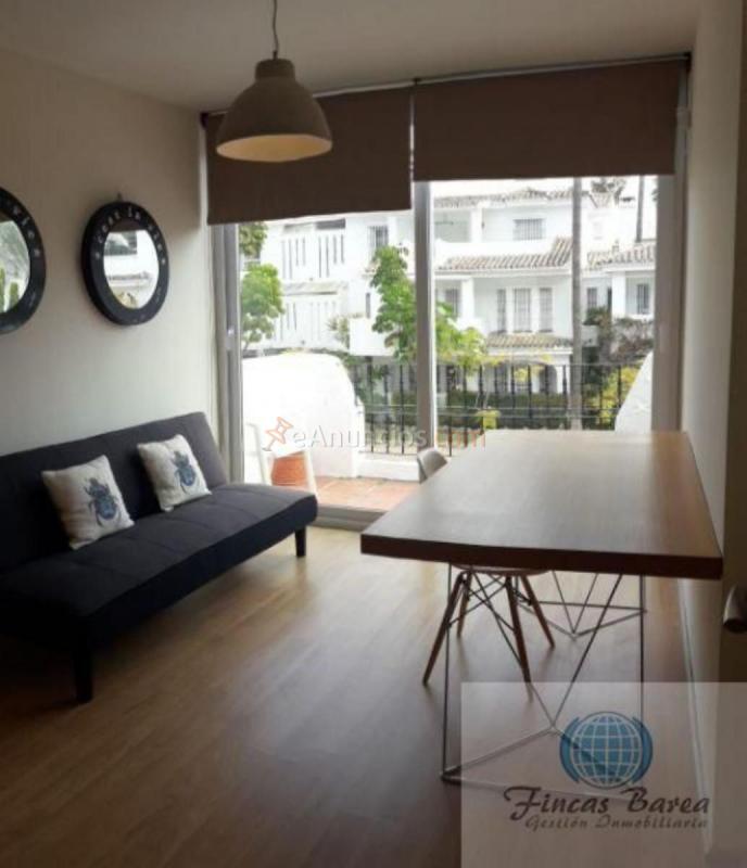 Casa en venta en  Urbanización Los Naranjos de Marbella, Nueva Andalucía, Marbella