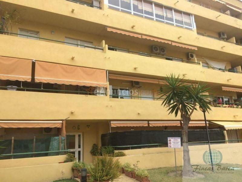 Apartamento en venta en  Los Pacos, Fuengirola