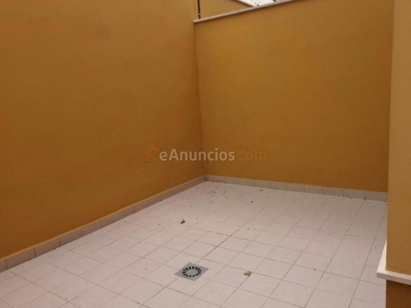 Casa en venta en  Puerto de la Torre, Málaga