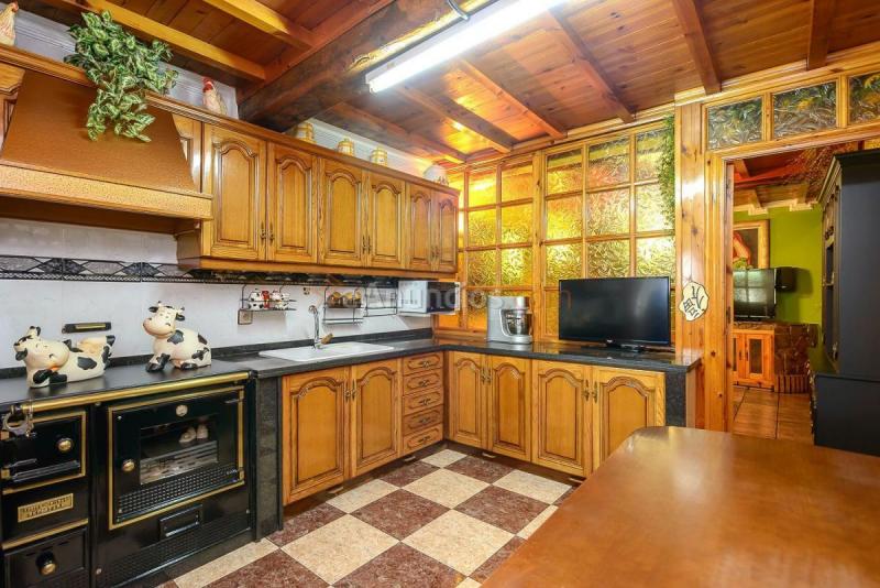 Casa Rural en venta en  Lena