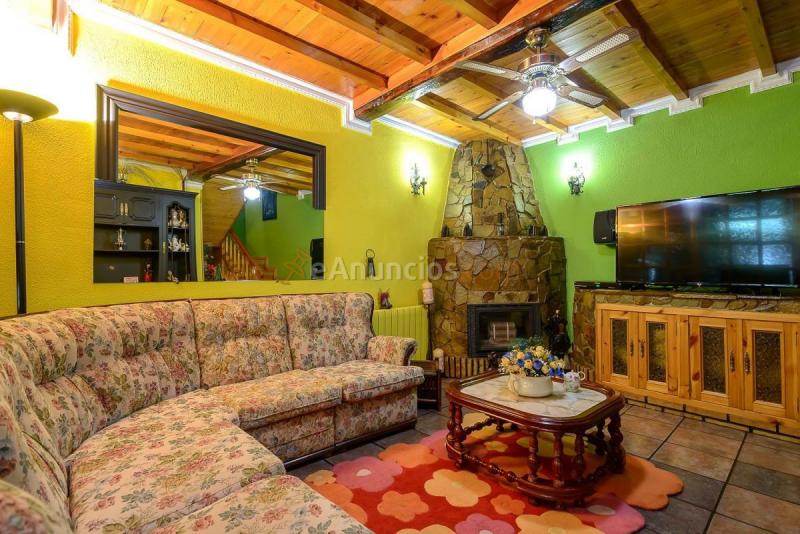 Casa Rural en venta en  Lena