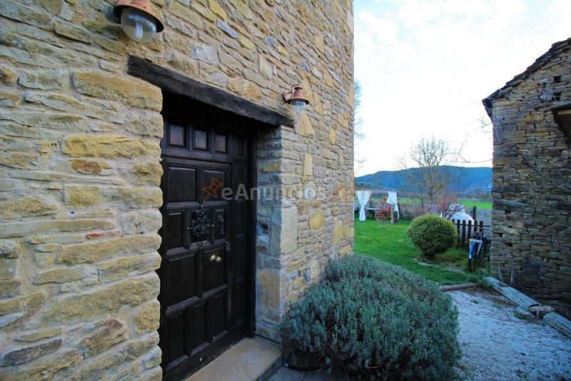 Adosado en venta en  Sufrimiento Aragones, Poblaciones sur, Jaca