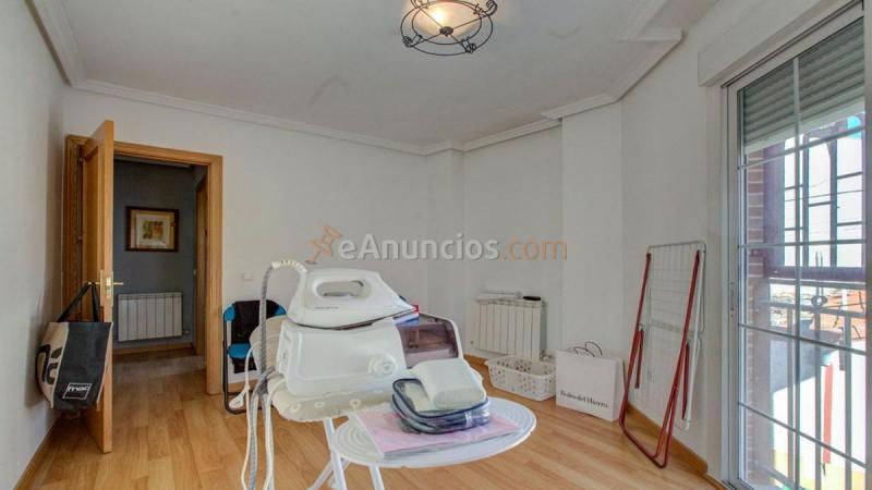 Adosado en venta en  Mejorada del Campo