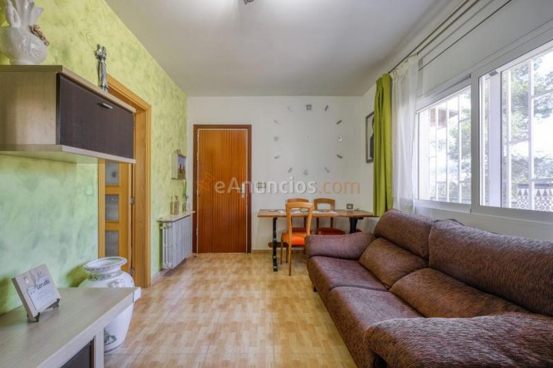 Adosado en venta en  Cervelló