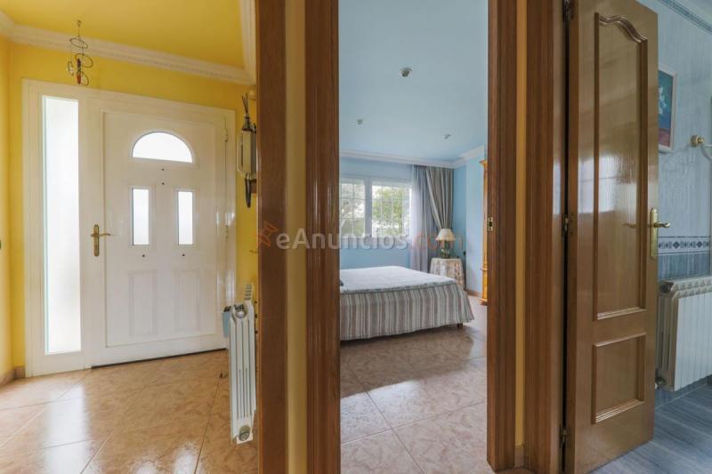 Adosado en venta en  Palau-Solit i Plegamans