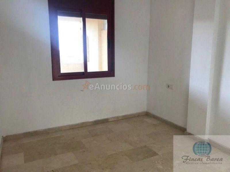 Apartamento en venta en  Los Pacos, Fuengirola