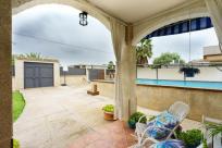 Adosado en venta en  La Hacienda - Nueva Andalucía, Dos Hermanas