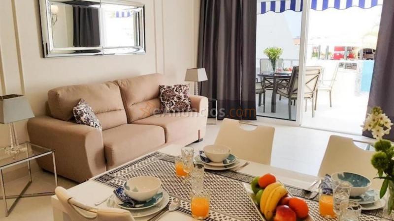 Apartamento en venta en Avenida Austria, Costa Adeje, Adeje