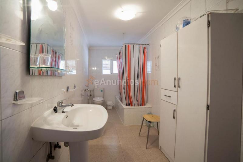 Adosado en venta en  Monovar