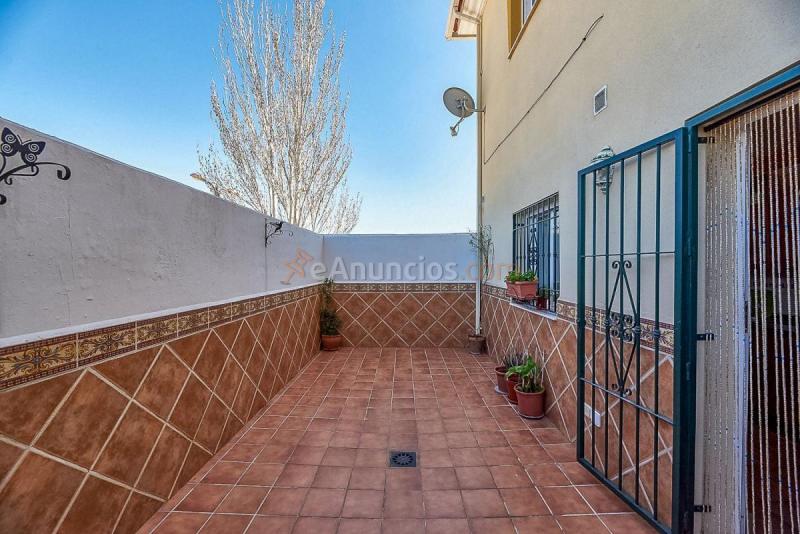 Adosado en venta en  Ventas de Huelma