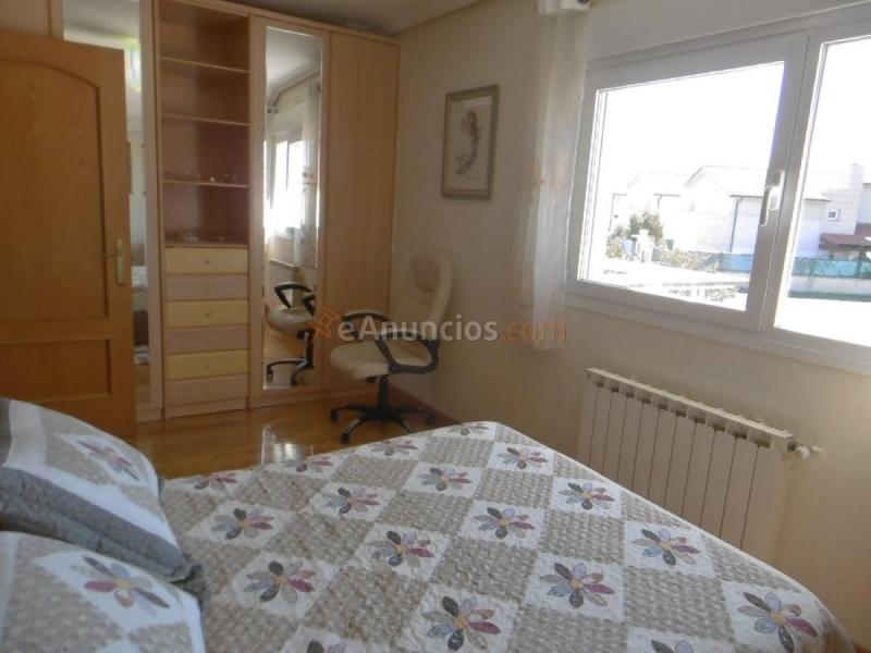 Adosado en venta en  Urbanización Fuente las Palomas, Villalbilla de Burgos